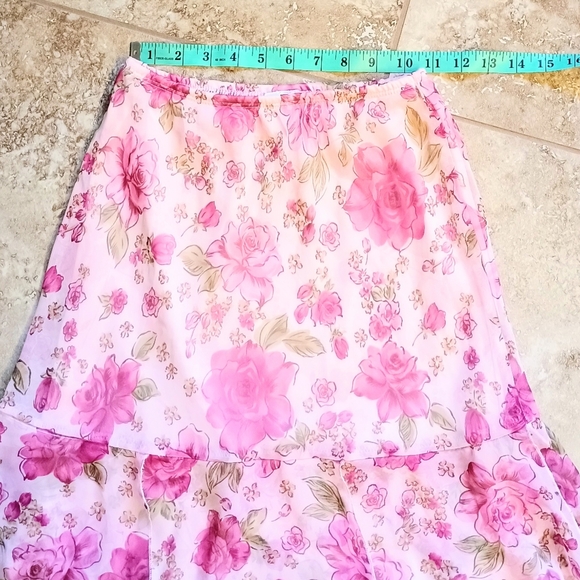 Girl's Pink Rose Floral Handkerchief Skirt Size 14 - Picture 8 of 9